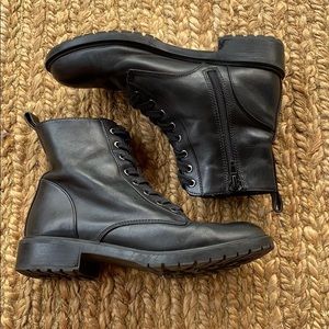 Steve Madden | Combat Boot
